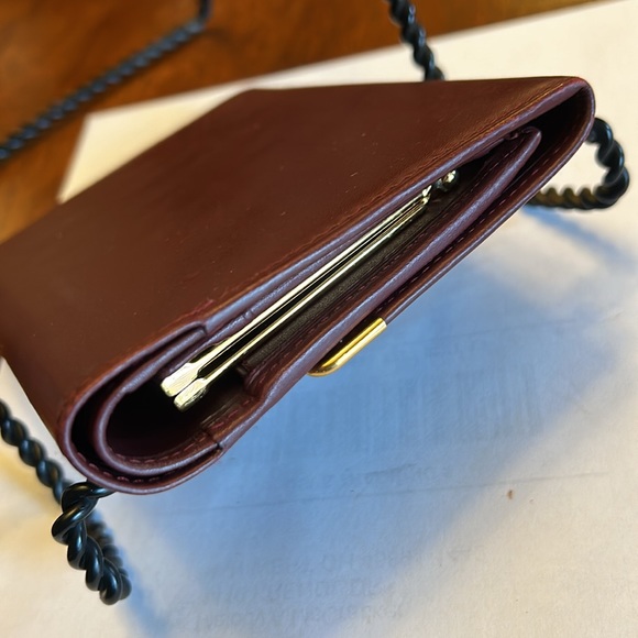 Cartier Bordeaux leather kisslock trifold wallet - Picture 4 of 10